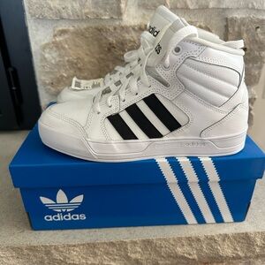 Adidas Women's Forum Low Sneaker